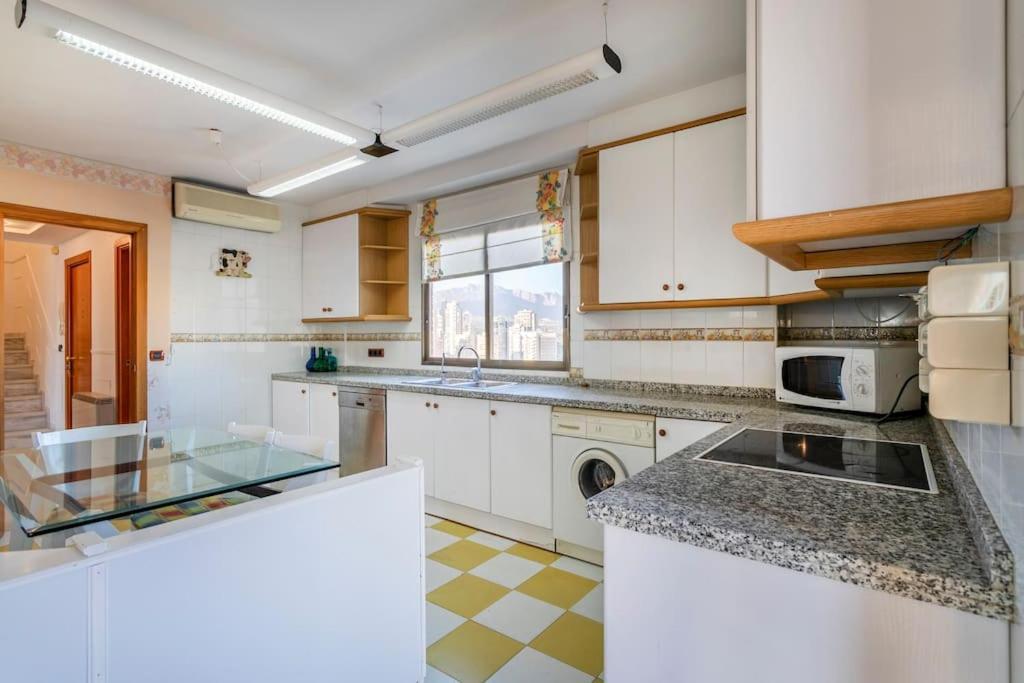 Ático con gran terraza Benidorm Exterior foto